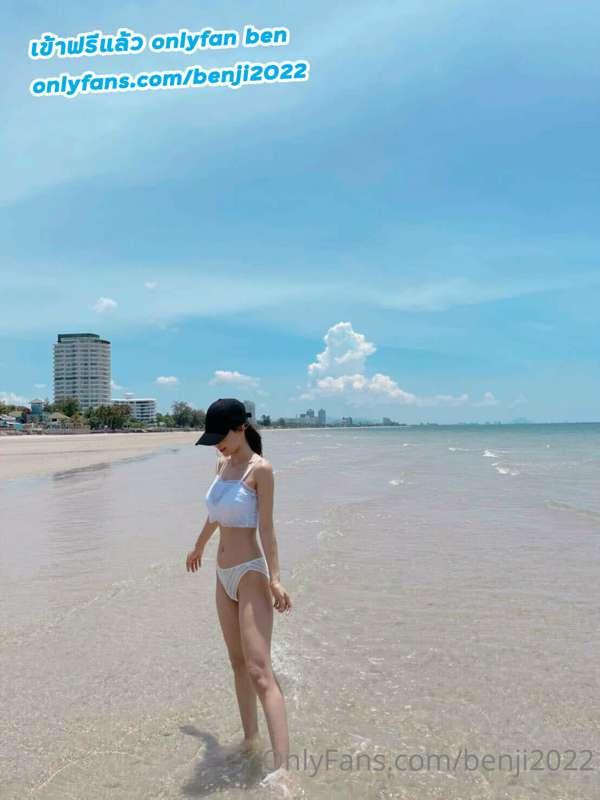ไปทะเล กันดีกว่า 

Let's go to the sea
바다로 가자
我们去海边吧
海へ行きましょ..