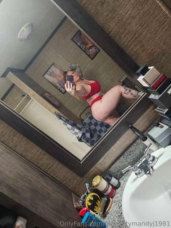 Don't forget about my VIP page @bigbootymandyj1 where EVERYT..