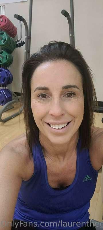 Gym done!👍  Now I can catch up on chores around the house an..