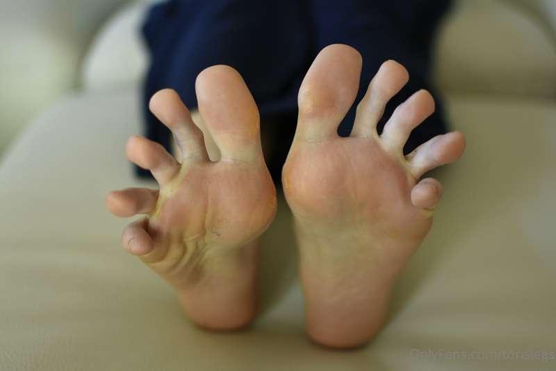 torislegs image #11