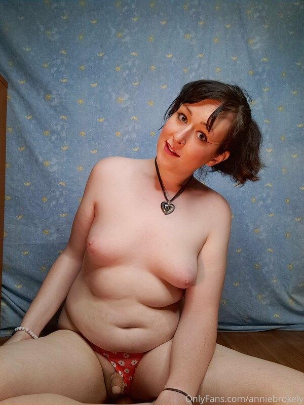 anniebrokely image #5