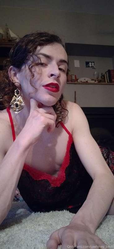 red like roses🌹🥀