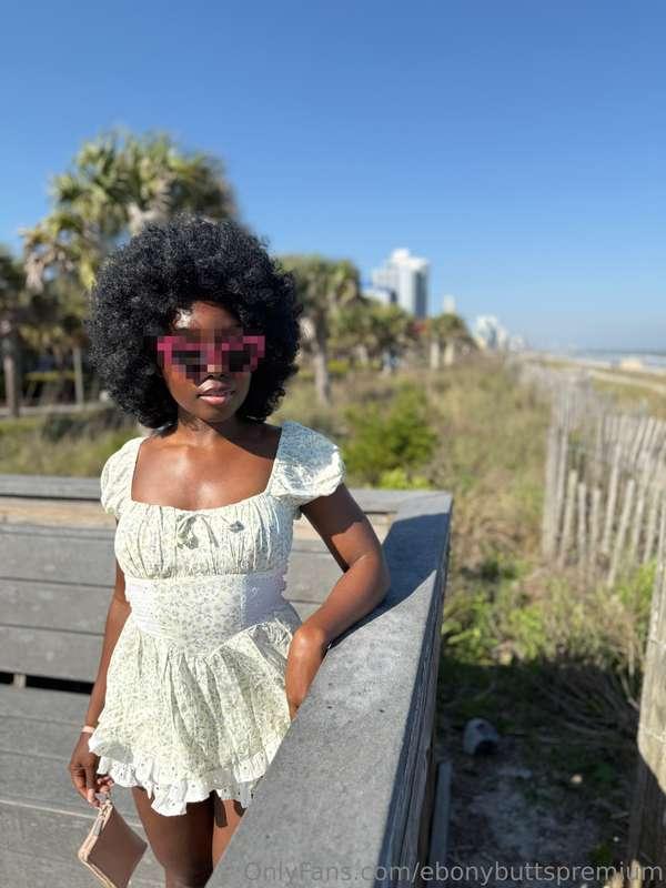 ebonybuttspremium image #2