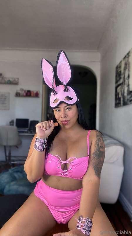 Send a $15 tip and “PUSSY” for an extra naughty solo 😈Send a..