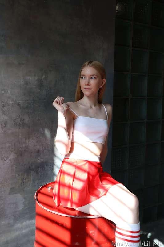 🌹🐞🍄

#nsfw #tease #petite #smallgirl #skinny #schoolgirl
#GIRL #girlnextdoor  #skinny #18 #teen #smalltits #shy #daddysgirl #young