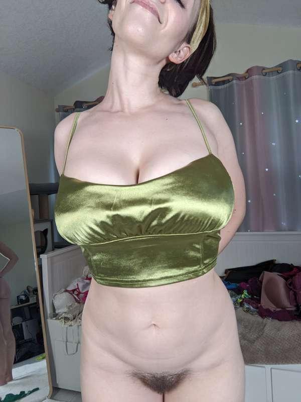 Greeeeen lingerie pics part 2 ^=^ 🍀🌲💚!!