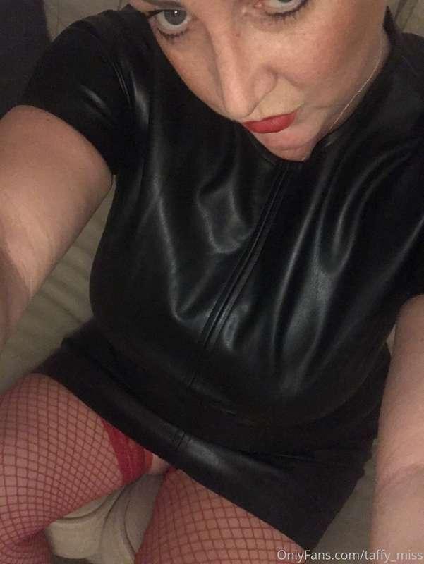 U like my new dress? Then tip me !