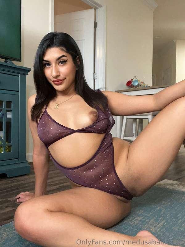 don’t ever be shy to play with me! I am fetish and kink frie..