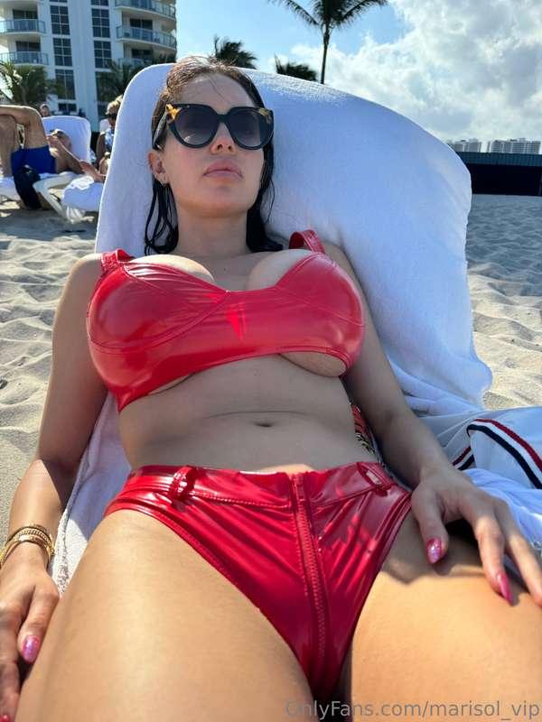 Soaking up the sun in style 😉