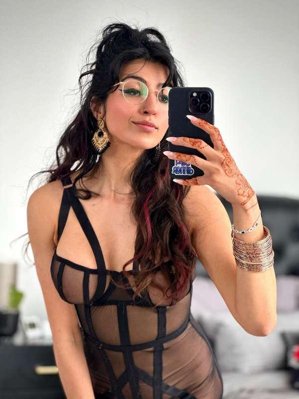 aaliyahyasin image #2