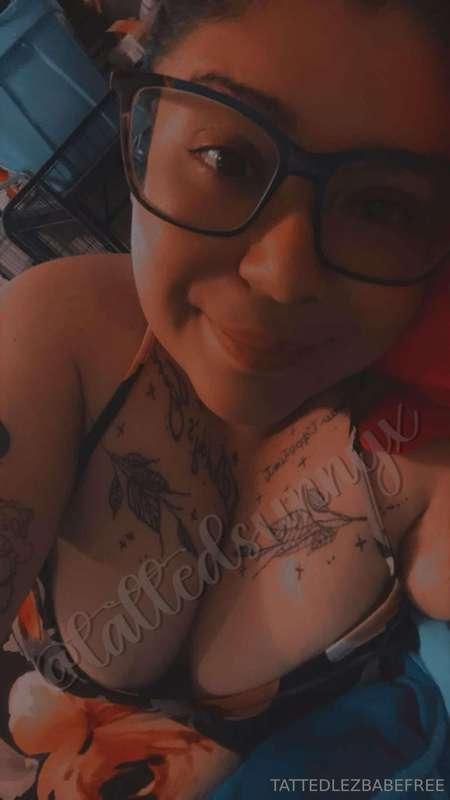 Your favorite tatted baddie gamer princess@tattedsunnyteaser..