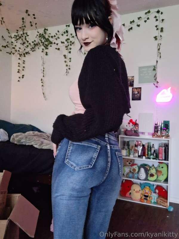 kyanikitty image #2