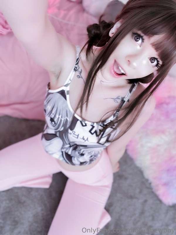 I wish i was an anime girlie lol