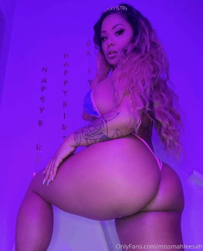 Guess who’s bday is coming up 🥰🥳