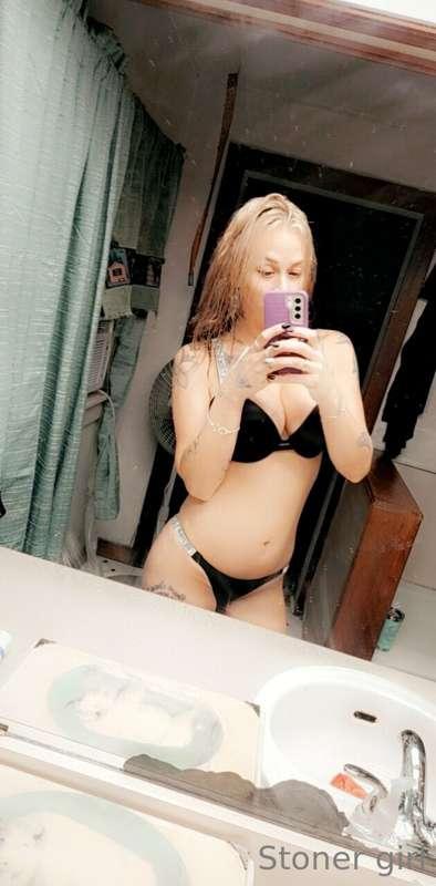 Just tip $5 on this post and send me your naughtiest dick pi..