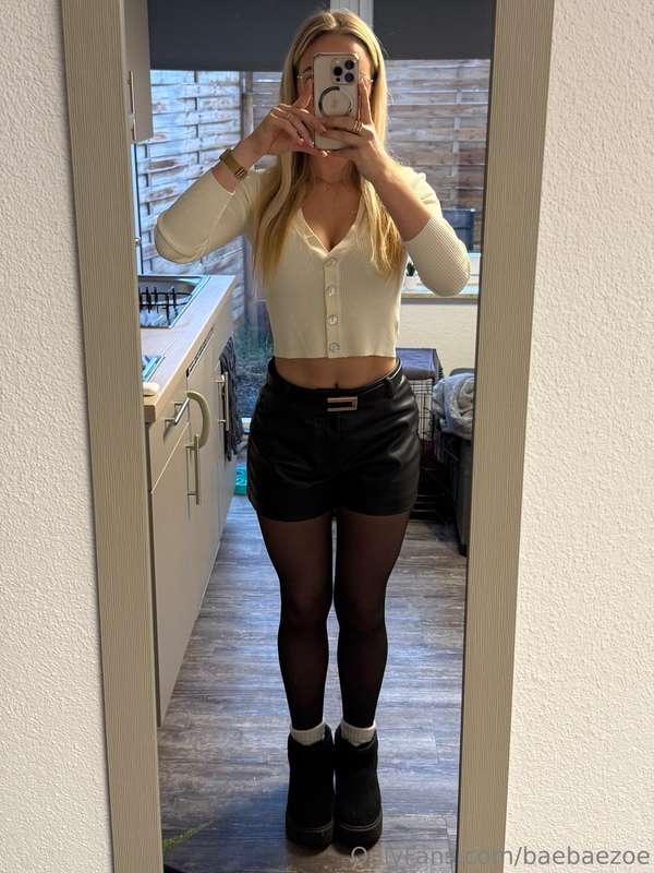 on my way to my first Tinderboyyy in Hamburg, let's go! 😋