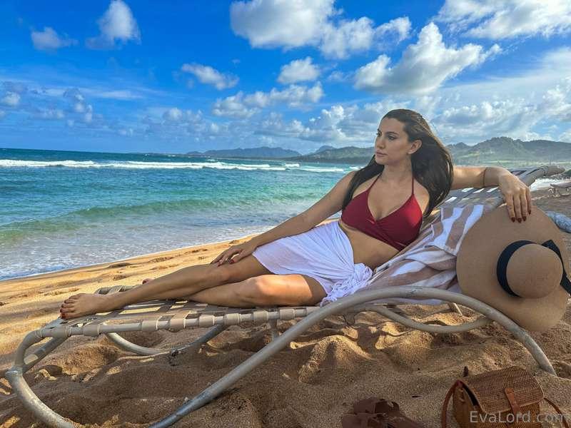 POV: We're lounging on the beach and my 💦 is still inside yo..