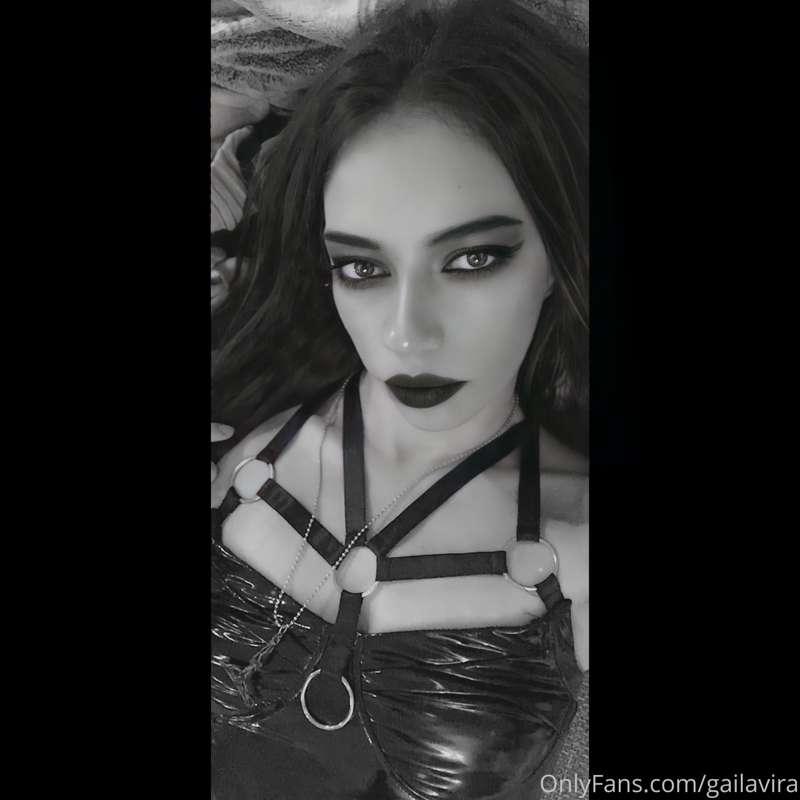 🖤