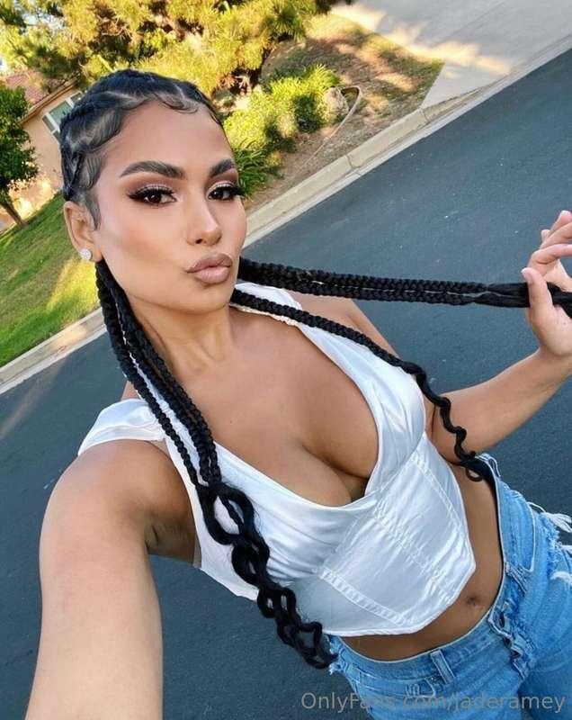 😚