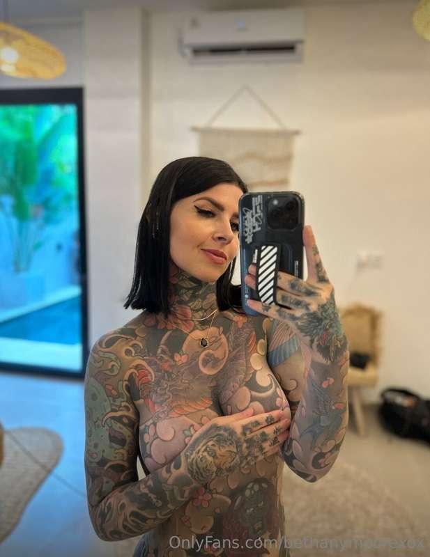 Move my hands for me 🤭