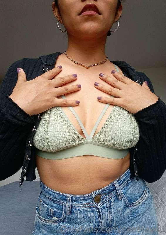 Today is boobs Sunday, they also need attention 🥹😘