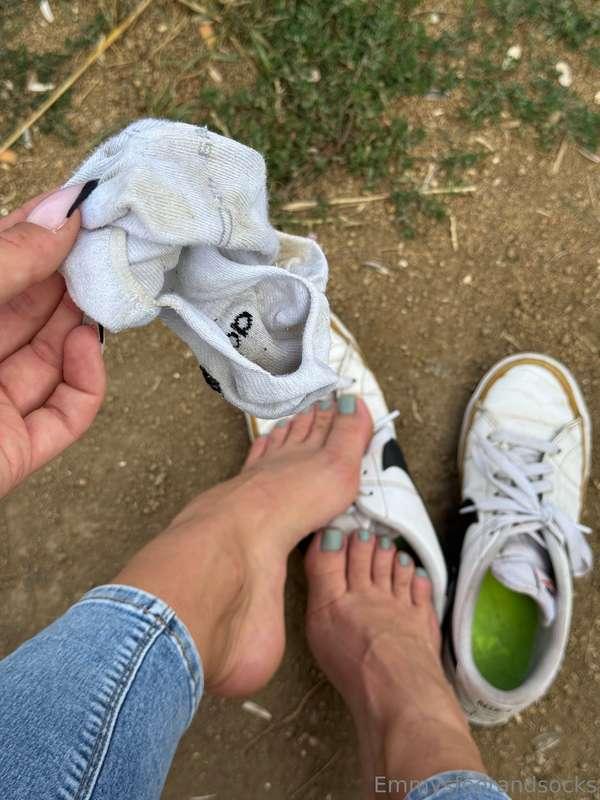 emmyfeetandsocks image #2