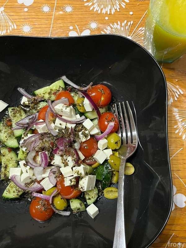 i made my fav greek 🇬🇷 salad myself!! soo yummy! like in a restaurant 😀

♡ #cute #schoolgirl #teen #nextdoorgirl #gfe #college #young #smallboobs #blog #tiny ♡