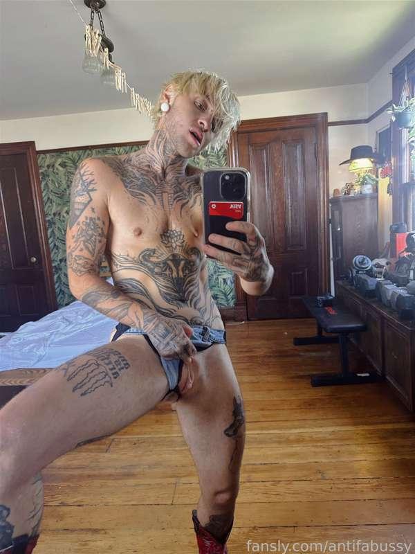 Some cowboy mirror pics for ya! Yeehaw !!  #nudes #mirrorpics #cowboy #tdick #boypussy #jockstrap