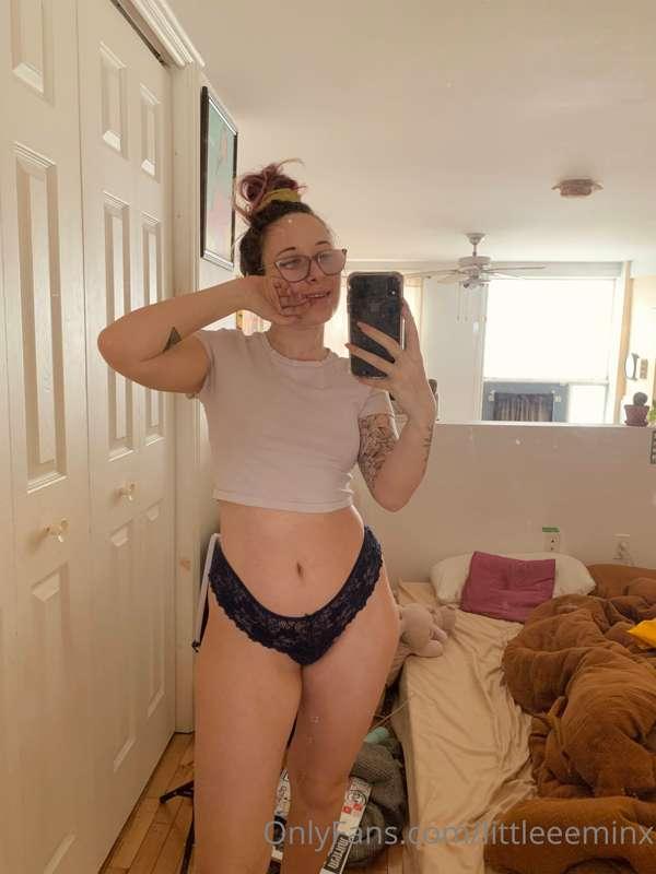 Woke up and did yoga for the first time in monthsssss. I sli..