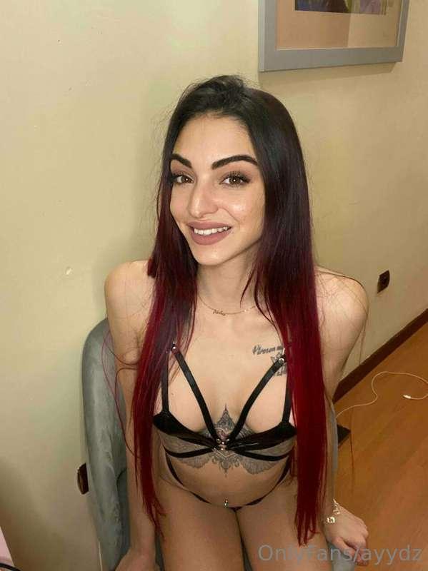 Baby I really want to fuck by video call, do you dare? 🥵🥵