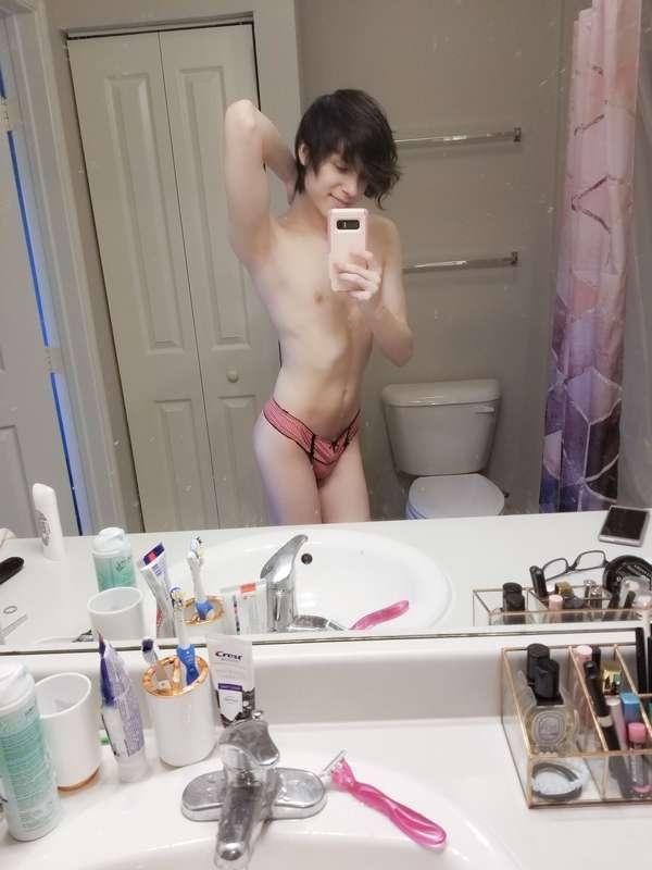 cutesyfemboy image #8
