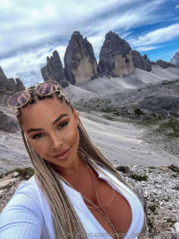Would you like to get closer to these triple towers? Or you ..