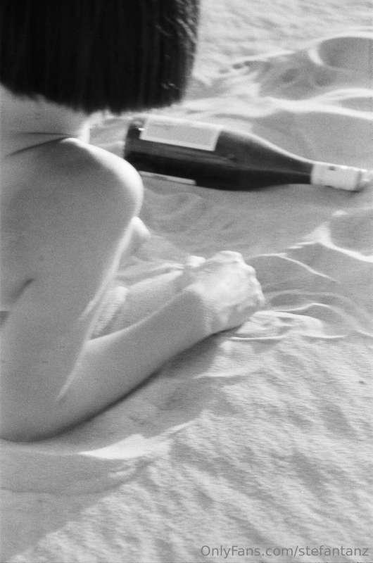 black n white film - expired fuji neopan 100ss