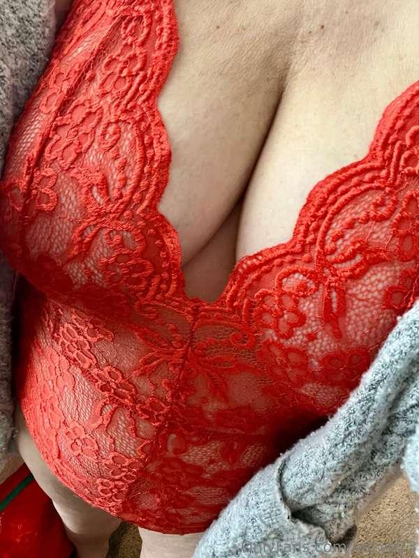 A little something to lounge around the house in…