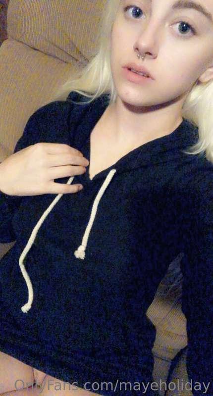 New Window Unit AC Makin' Sweater Weather in My Sweaty Summe..