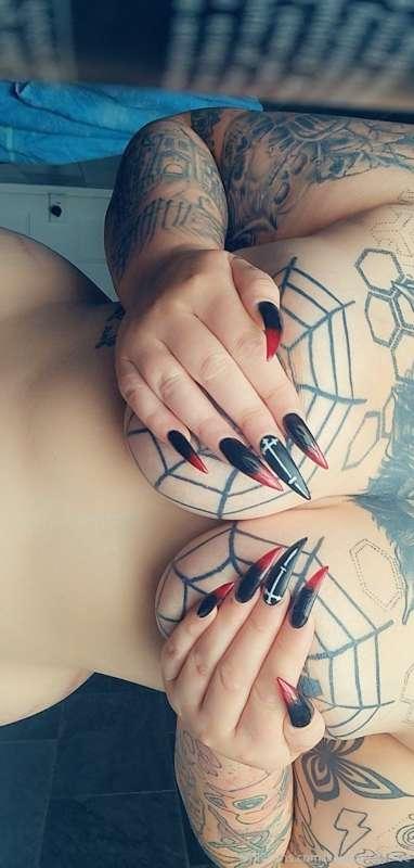 Want to see over 2000 pictures and videos for only $3?

Sub ..