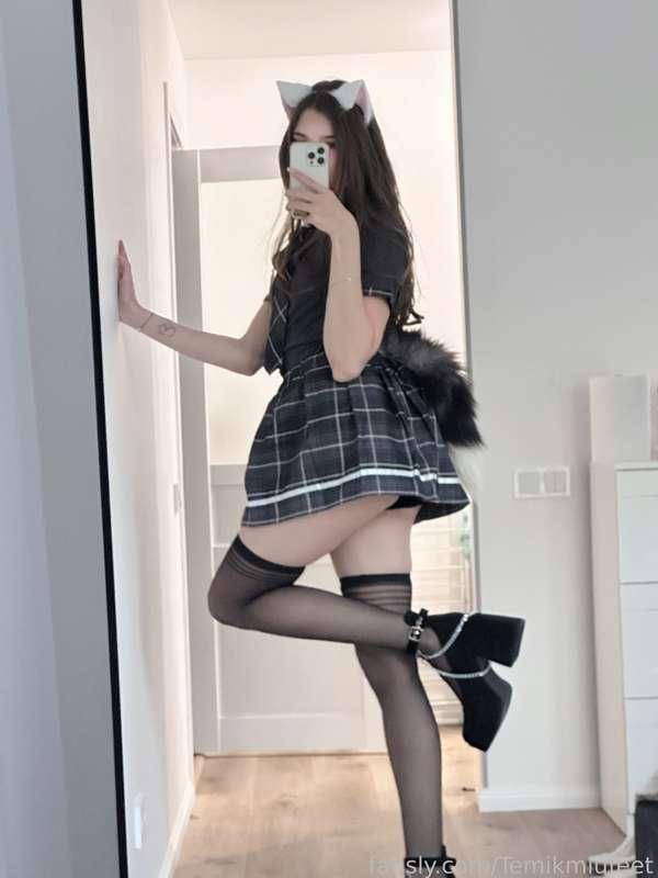temikmiufeet image #3