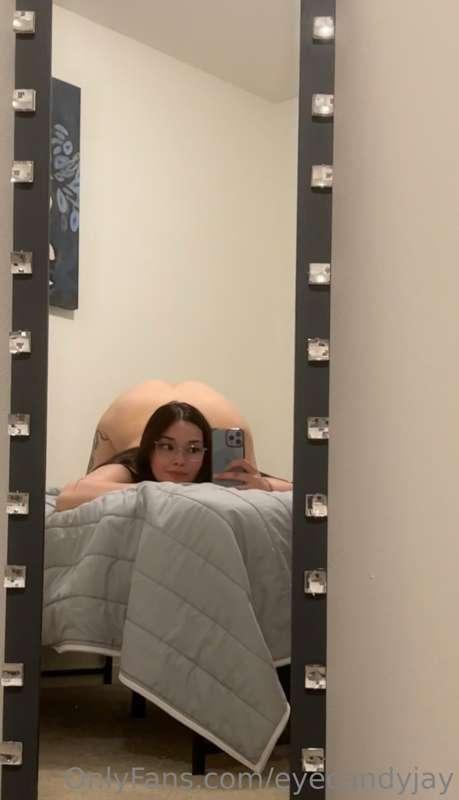 That arch 💕👀🍑