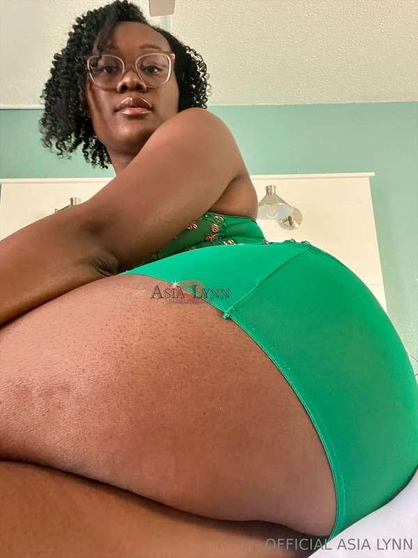are you online? dm me then!
