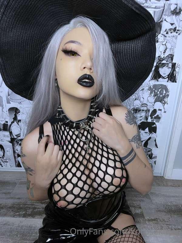 korpsekitten image #2