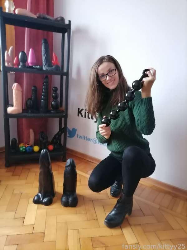 i like it my toys big :D