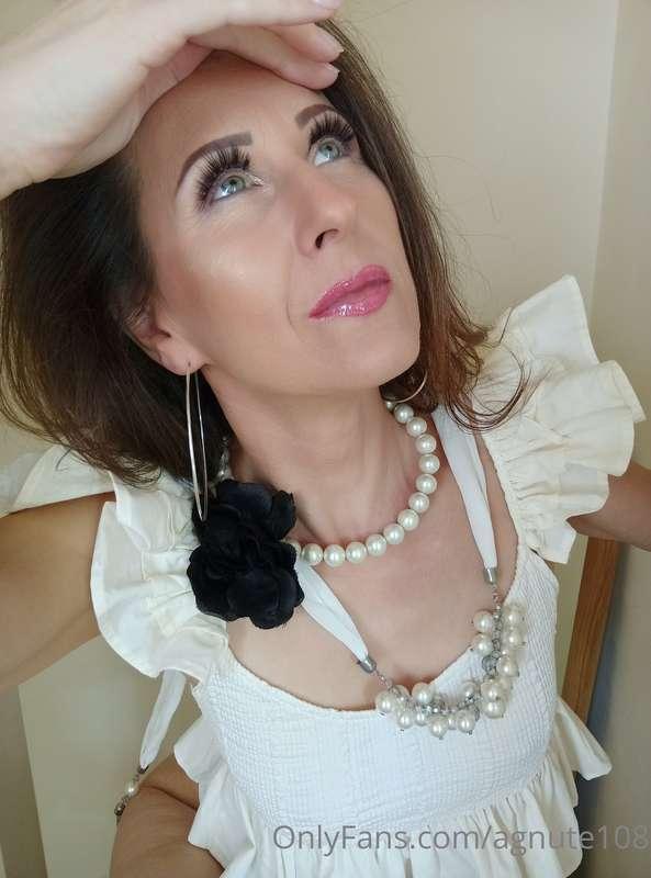 Perlai ...hmmm šiandien ant kaklo....🌼🤍🌼