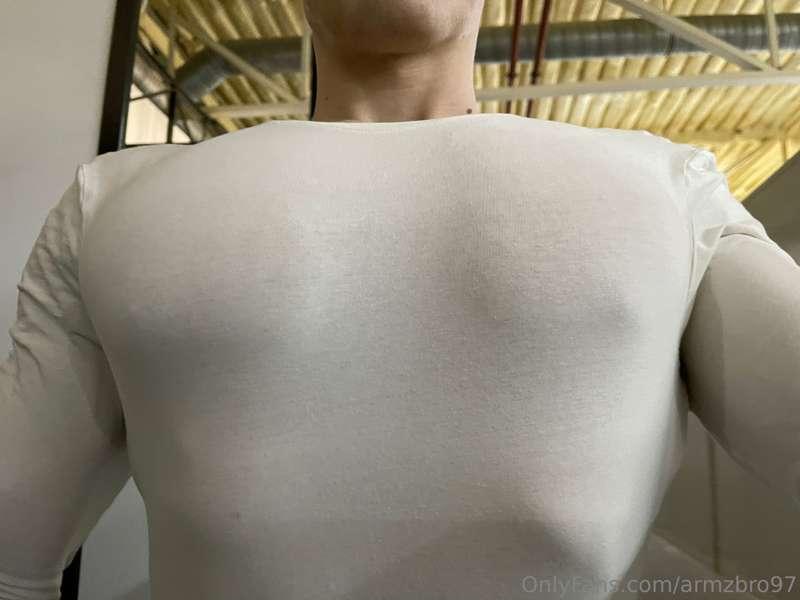 armzbro97 image #0
