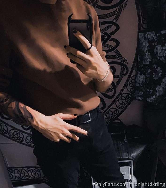 Wanted to make a pinned post to explain what this OF will be..