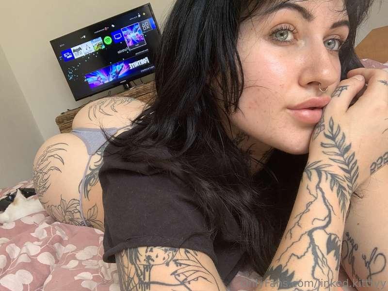 iinked.kitttyy image #0