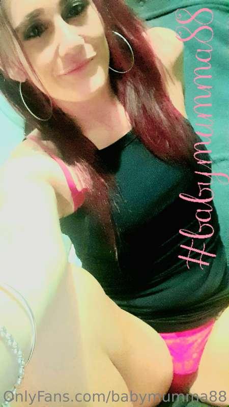 ɴo мαттer wнαт α woмαɴ looĸѕ lιĸe, ιғ ѕнe ιѕ coɴғιdeɴт ѕнe ι..