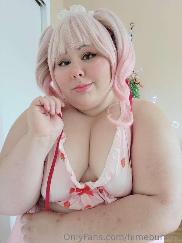 Do you like strawberries ? 🩷🍓