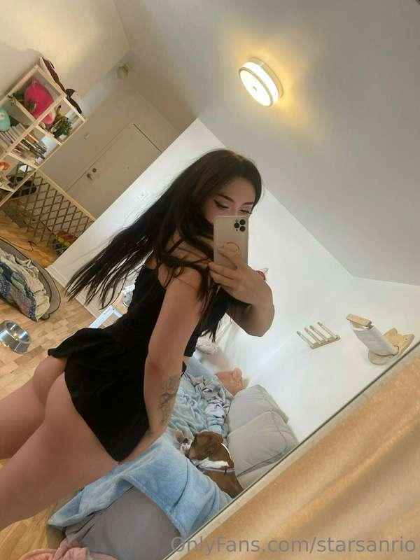 Happy hump day 😈 tip me a little extra today for a surprise ..