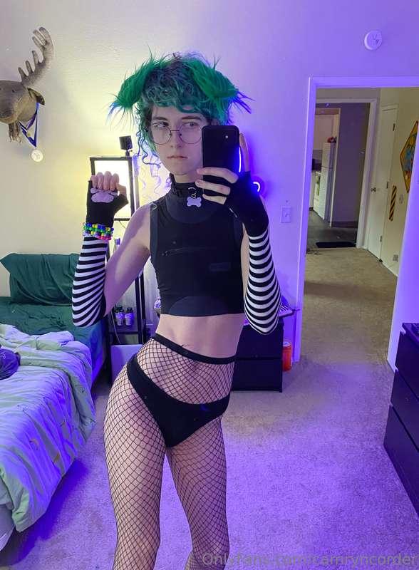 slightly old set that i totally forgot to post on here >_< S..