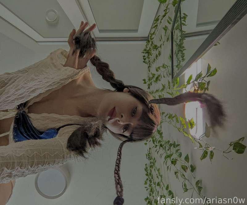 *cough cough* excuse me traveler, would you like to see my body from this angle ? Stay tuned...


#booty #ass #horny #goddess #egirl #ariasnow #fyp #freetofollow #pussy #brunette #tits #petite #butt
